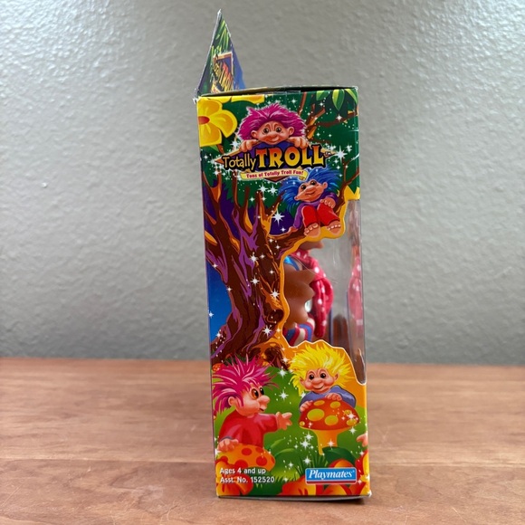 Playmates Totally Troll MERRY GIGGLES Clown, Vintage 2001 Doll Series 2, NIB - Picture 3 of 7